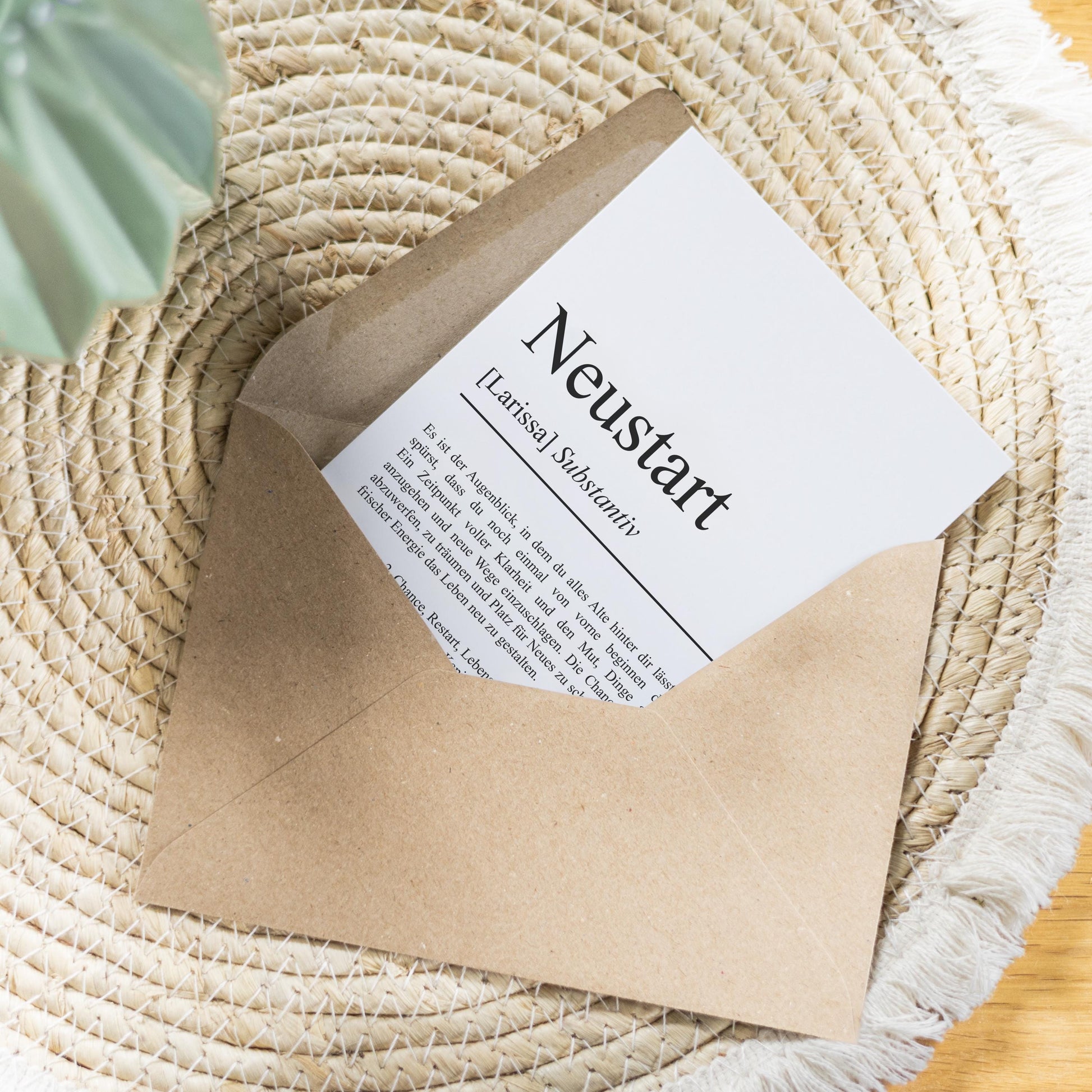 Neustart Definition Karte, A6, personaliserbar mit Namen, Mutmacher Karte, Affirmation Karte, Umschlag, Kartenhalter aus Echtholz