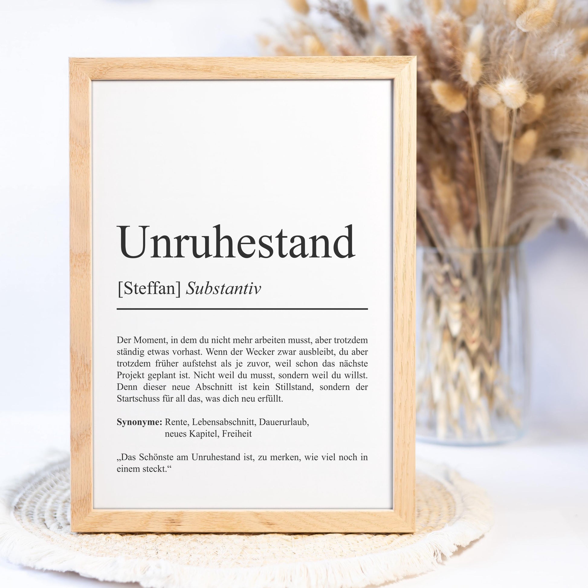 Unruhestand Definition Poster, personalisierbar mit Namen, Massivholzrahmen, Last Minute Geschenk Ruhestand, Geschenkidee Kollegen